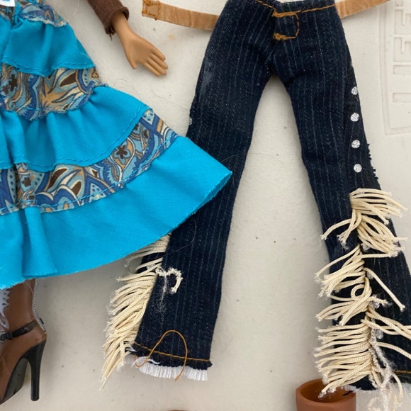 2001 Bratz Doll - Wild Wild West Yasmin 10” - Picture 10 of 13